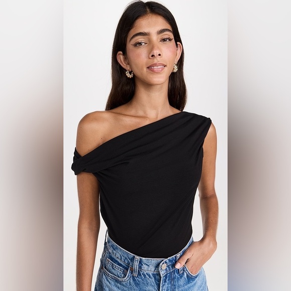 new Reformation Cello Knit off shoulder top in black - Picture 1 of 6